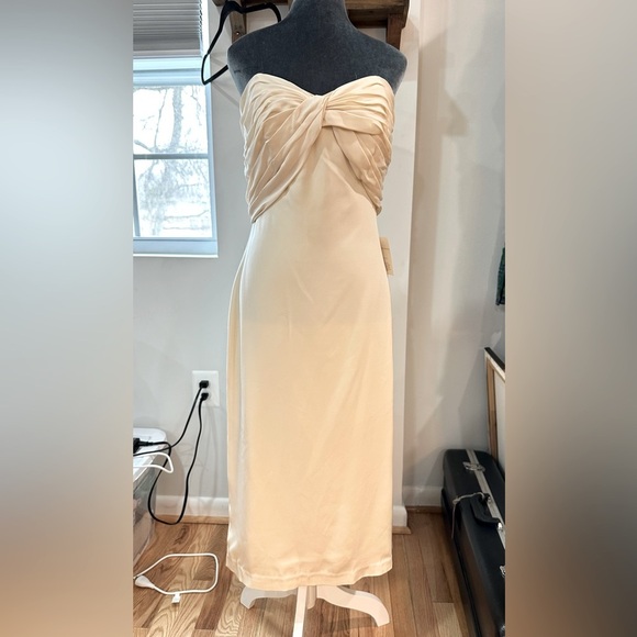 NWT Johanna Ortiz Silk Strapless Detachable One Ruffle Shoulder Cream Dress 8 - Picture 5 of 15